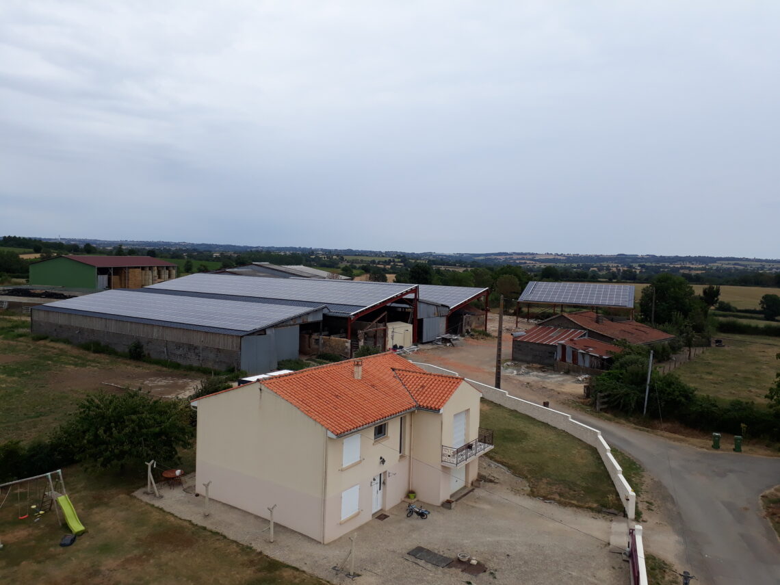 Centrale solaire dans la ville de La Chapelle Thireuil