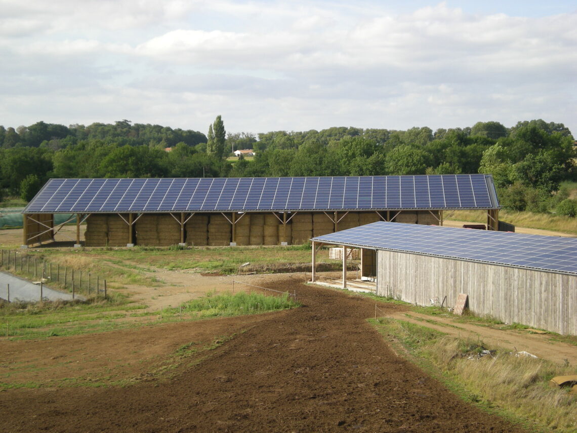 Centrale solaire dans la ville de Chantonnay